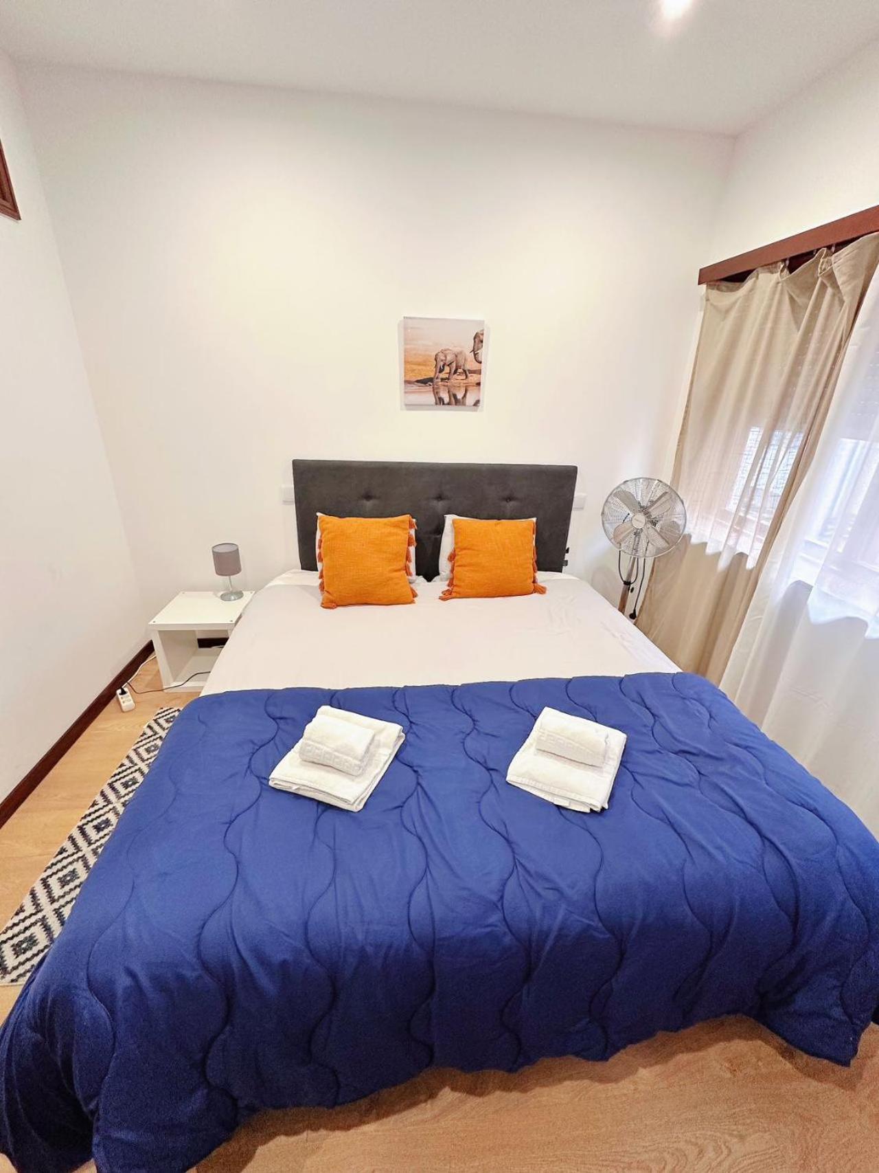 Downtown 2 Minutes By Walk To Center And Metro-Direct To Airpot T4 Leilighet Porto Eksteriør bilde